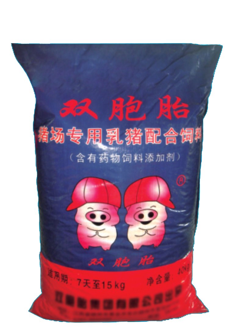你是否在为如何养好小鸡而烦恼？今天我们就来聊聊关于小鸡配合饲料的一些关键点，帮助你解决养殖过程中的难题。